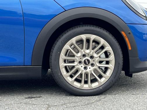 2025 MINI Hardtop Cooper