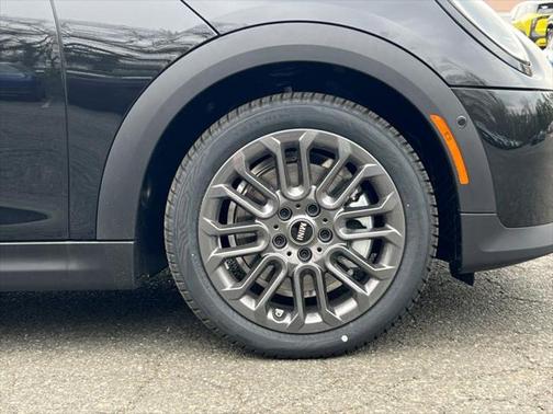 2025 MINI Hardtop Cooper