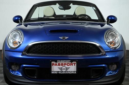 Photo 3 of 36 of 2012 MINI Cooper S Base