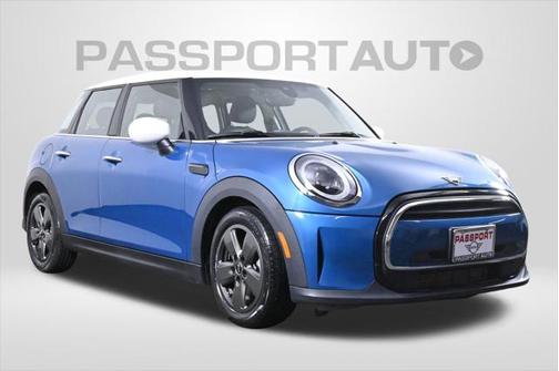 2022 MINI Hardtop Cooper