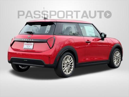 2025 MINI Hardtop Cooper
