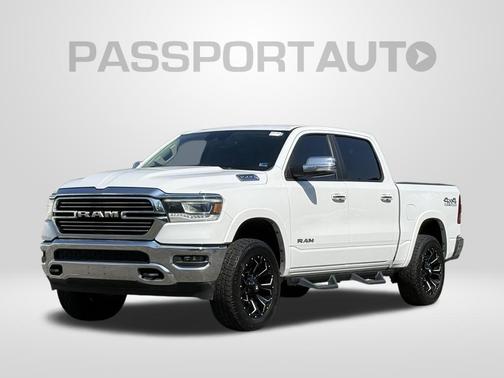 Bright White Clearcoat 2021 RAM 1500 Laramie