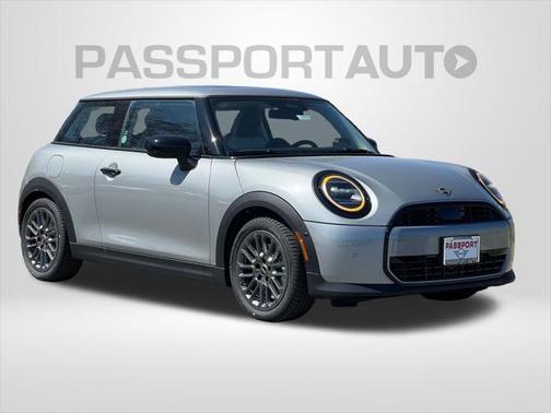 2025 MINI Hardtop Cooper