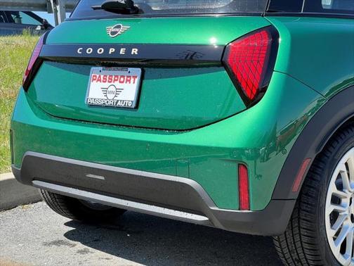 2025 MINI Hardtop Cooper