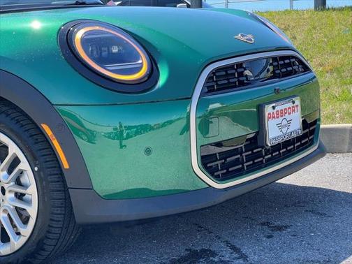 2025 MINI Hardtop Cooper