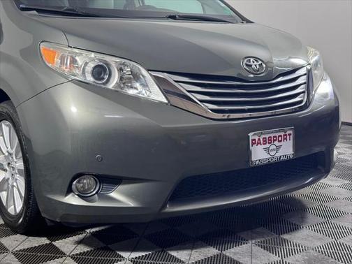 2011 Toyota Sienna Limited
