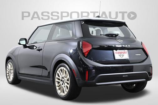 2025 MINI Hardtop Cooper