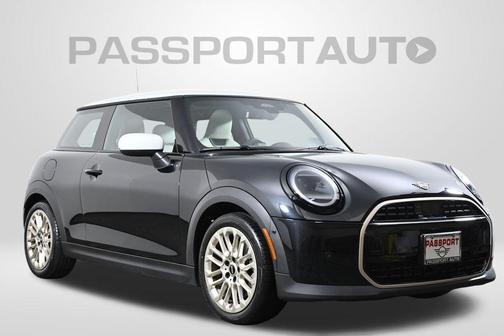 2025 MINI Hardtop Cooper