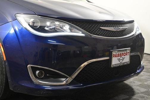 2018 Chrysler Pacifica Touring-L Plus