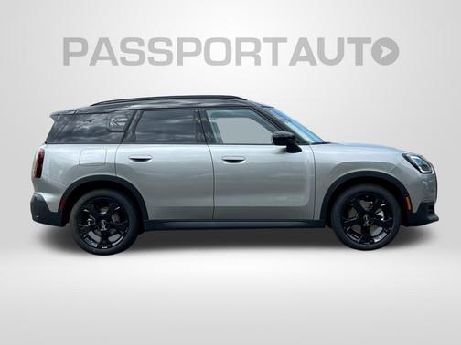 Melting Silver III Metallic 2025 MINI Countryman Cooper S ALL4