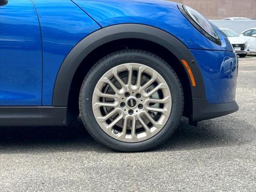 2025 MINI Hardtop Cooper