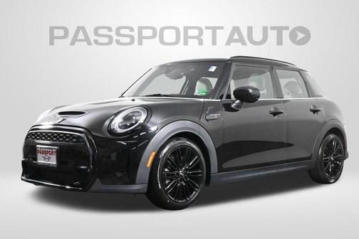 2022 MINI Hardtop Cooper S
