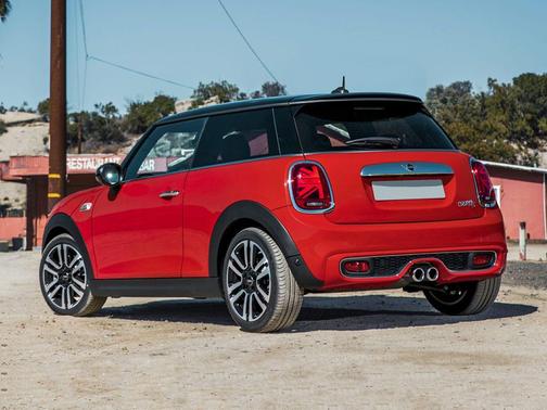 2021 MINI Hardtop Cooper