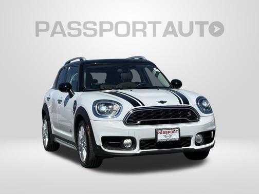 Light White 2018 MINI Countryman Cooper S ALL4