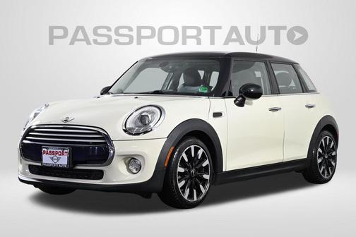 Pepper White 2015 MINI Hardtop Cooper