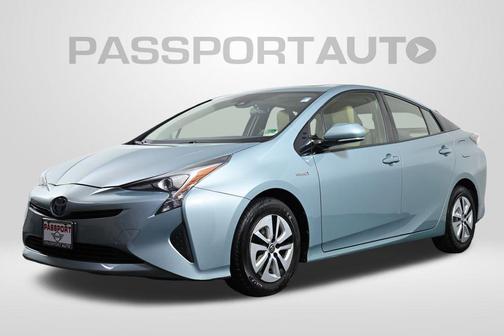 2016 Toyota Prius Three