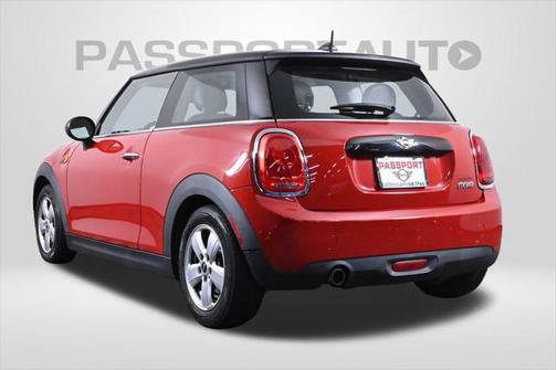 2017 MINI Hardtop Cooper