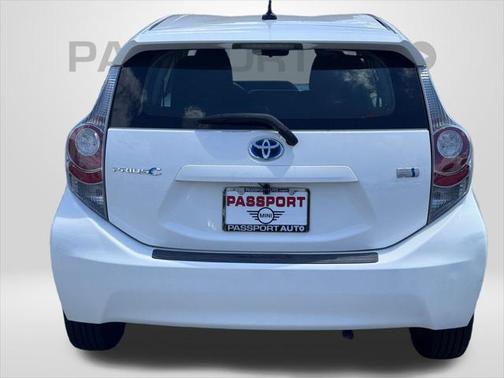 2013 Toyota Prius c Three