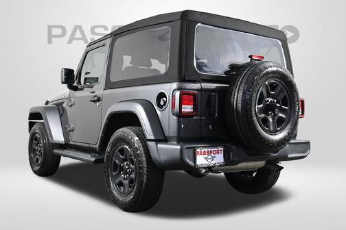 Granite Crystal Metallic Clearcoat 2024 Jeep Wrangler Sport