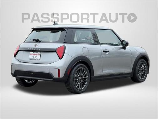 2025 MINI Hardtop Cooper