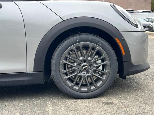 2025 MINI Hardtop Cooper