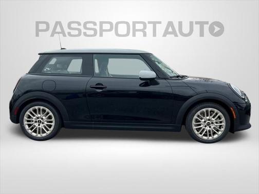 2025 MINI Hardtop Cooper