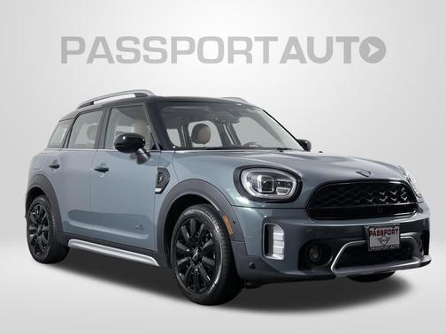 Sage Green Metallic 2022 MINI Countryman Cooper S ALL4