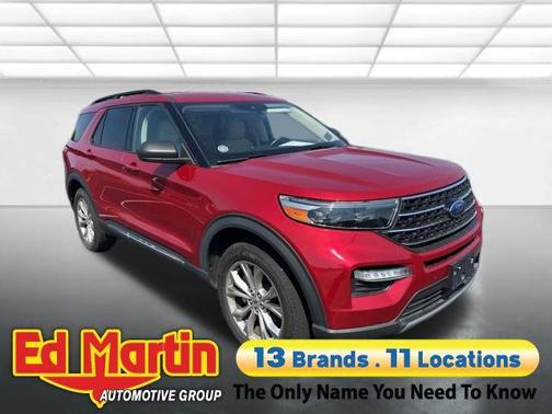 Rapid Red Metallic Tinted Clearcoat 2020 Ford Explorer XLT