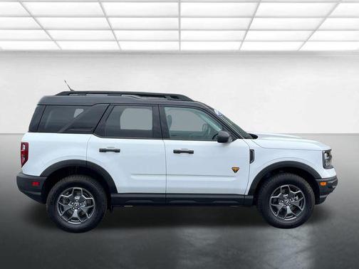 Oxford White 2022 Ford Bronco Sport Badlands