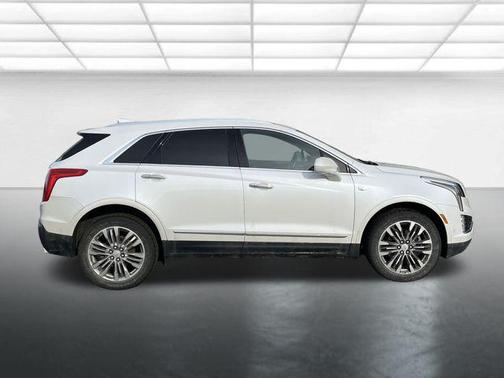 2017 Cadillac XT5 Premium Luxury