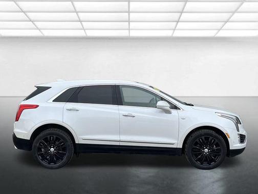 2017 Cadillac XT5 Premium Luxury