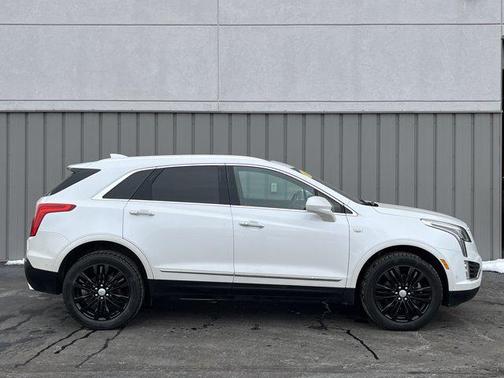 2017 Cadillac XT5 Premium Luxury