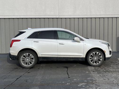 2017 Cadillac XT5 Premium Luxury