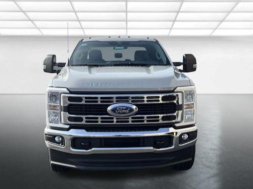 Avalanche 2026 Ford F-250 XLT