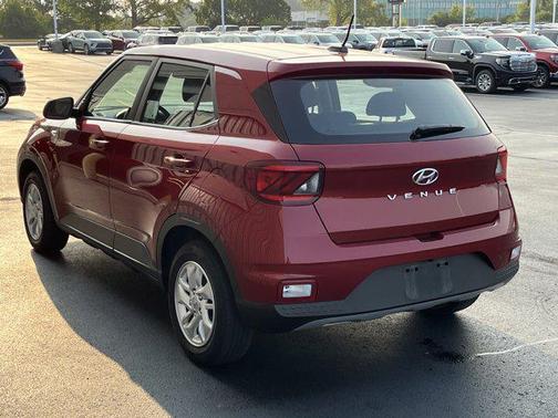 2024 Hyundai VENUE SE