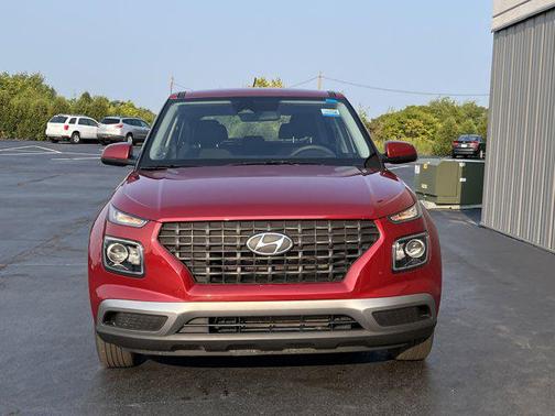 2024 Hyundai VENUE SE