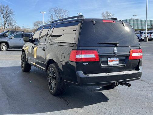 2013 Lincoln Navigator Base