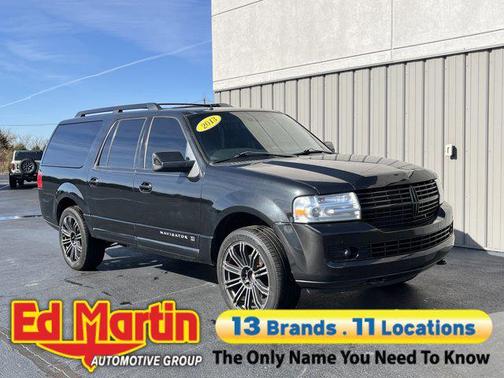 2013 Lincoln Navigator Base