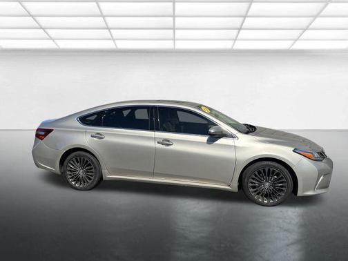 2016 Toyota Avalon Touring