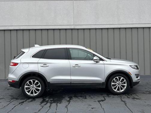 2019 Lincoln MKC Select