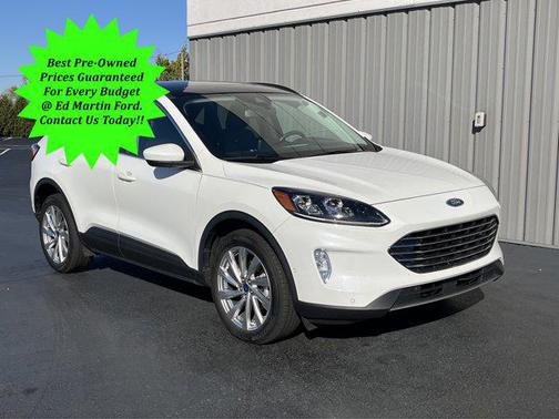 2022 Ford Escape Titanium