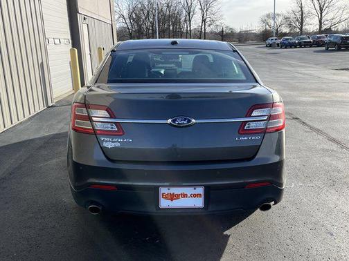 2015 Ford Taurus Limited