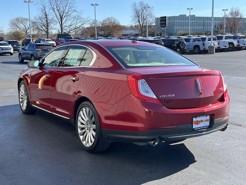 2013 Lincoln MKS Base