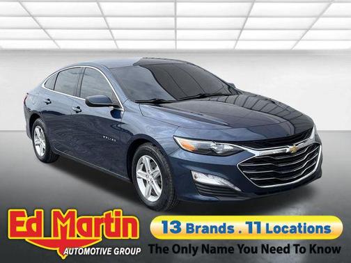 2022 Chevrolet Malibu FWD LT