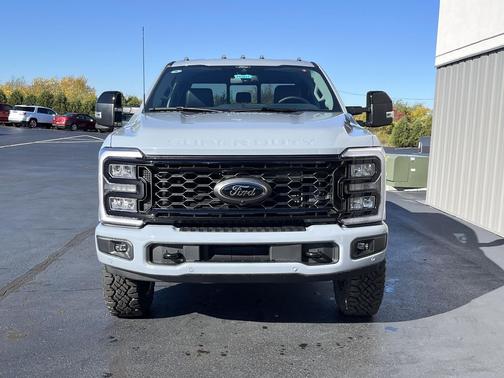 2026 Ford F-350 Lariat