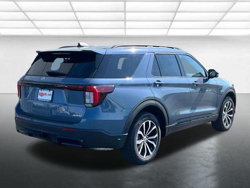 Vapor Blue Metallic 2026 Ford Explorer ST-Line