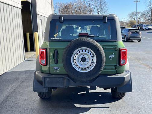 2022 Ford Bronco Base