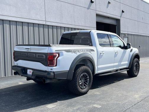 2020 Ford F-150 Raptor