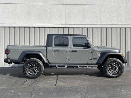 2020 Jeep Gladiator Sport S