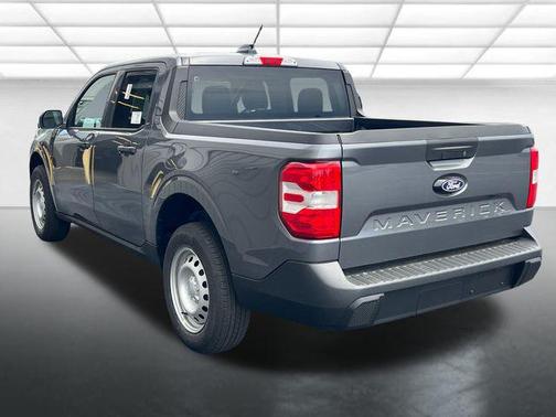 Carbonized Gray Metallic 2026 Ford Maverick XL